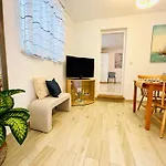 Apartman Sunny Elza 2 *